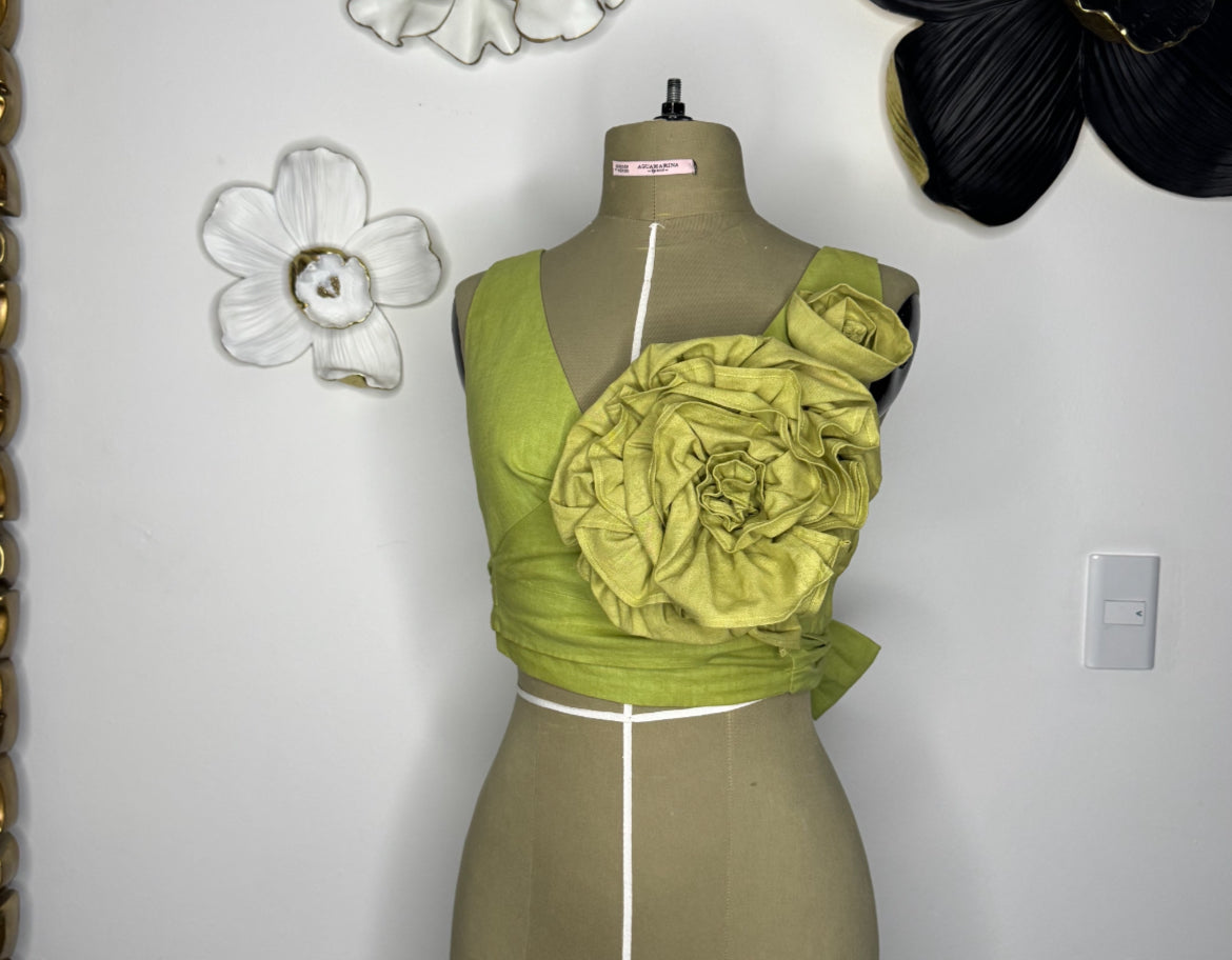 Blusa verde flor grande (en caja)