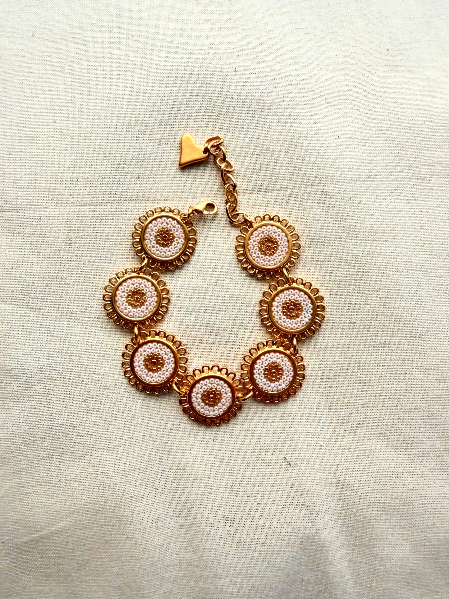 Pulsera Flor chica blanca