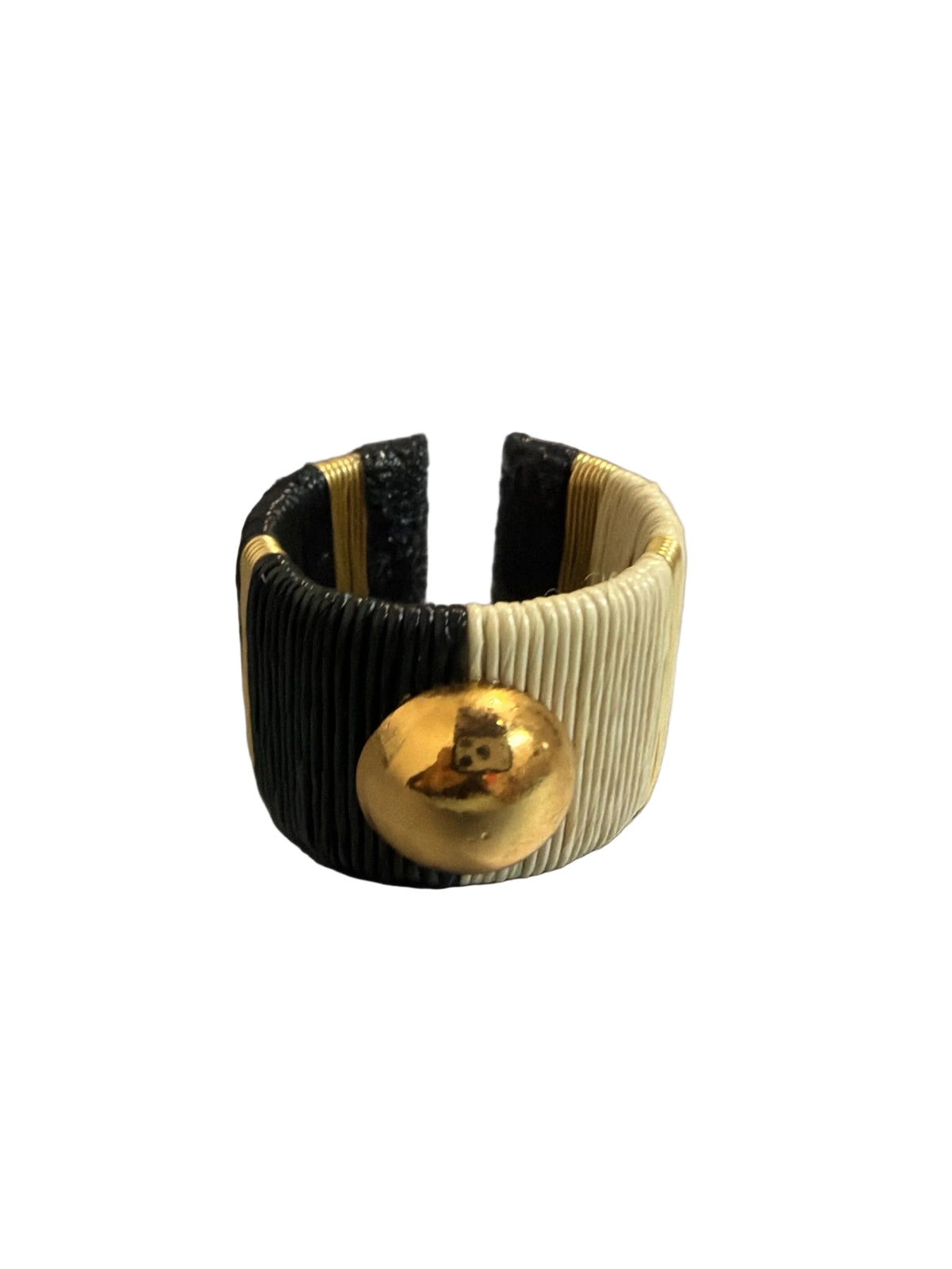 Juaca Ring círculo dorado gold