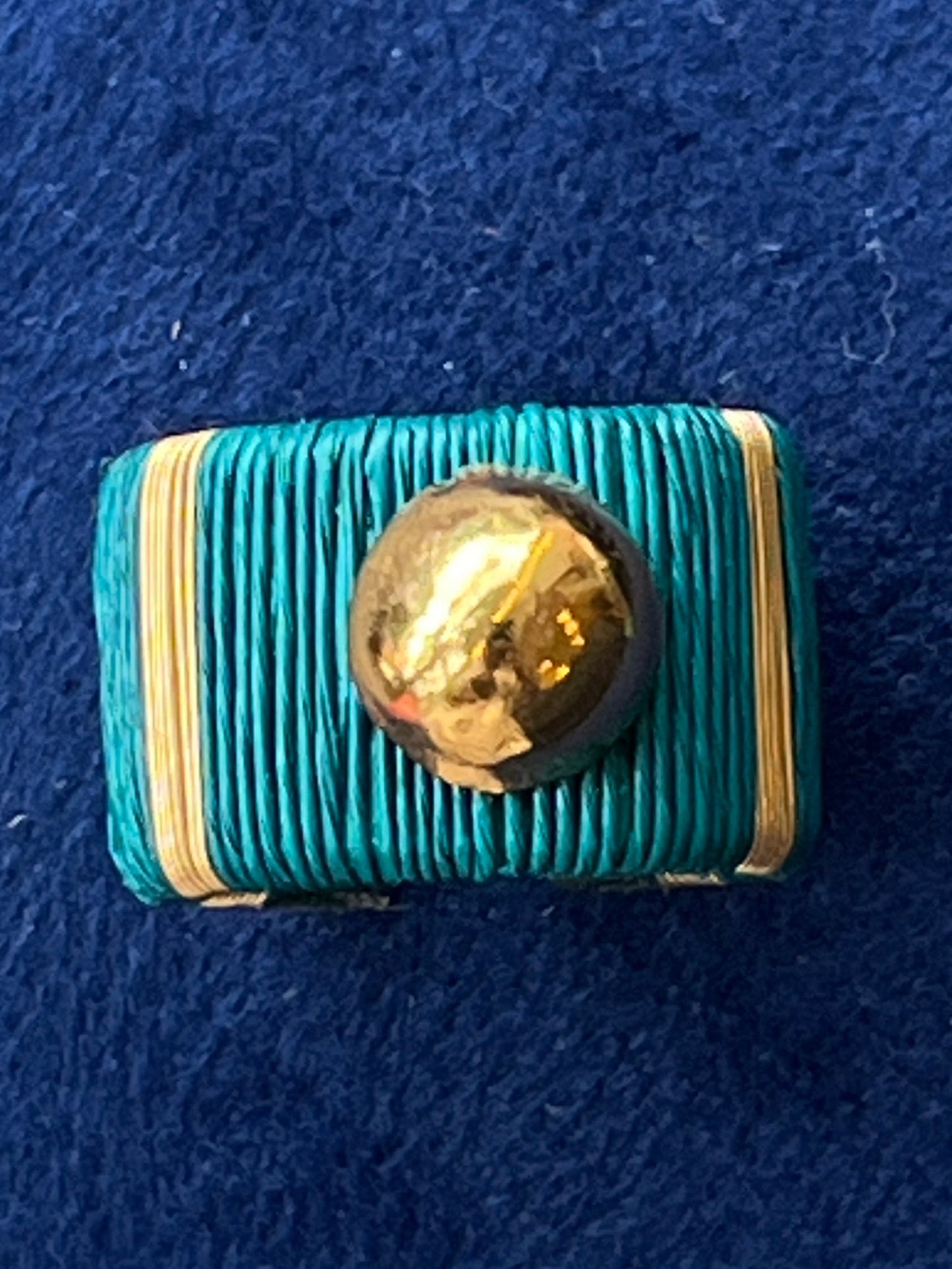 Juaca Ring círculo dorado