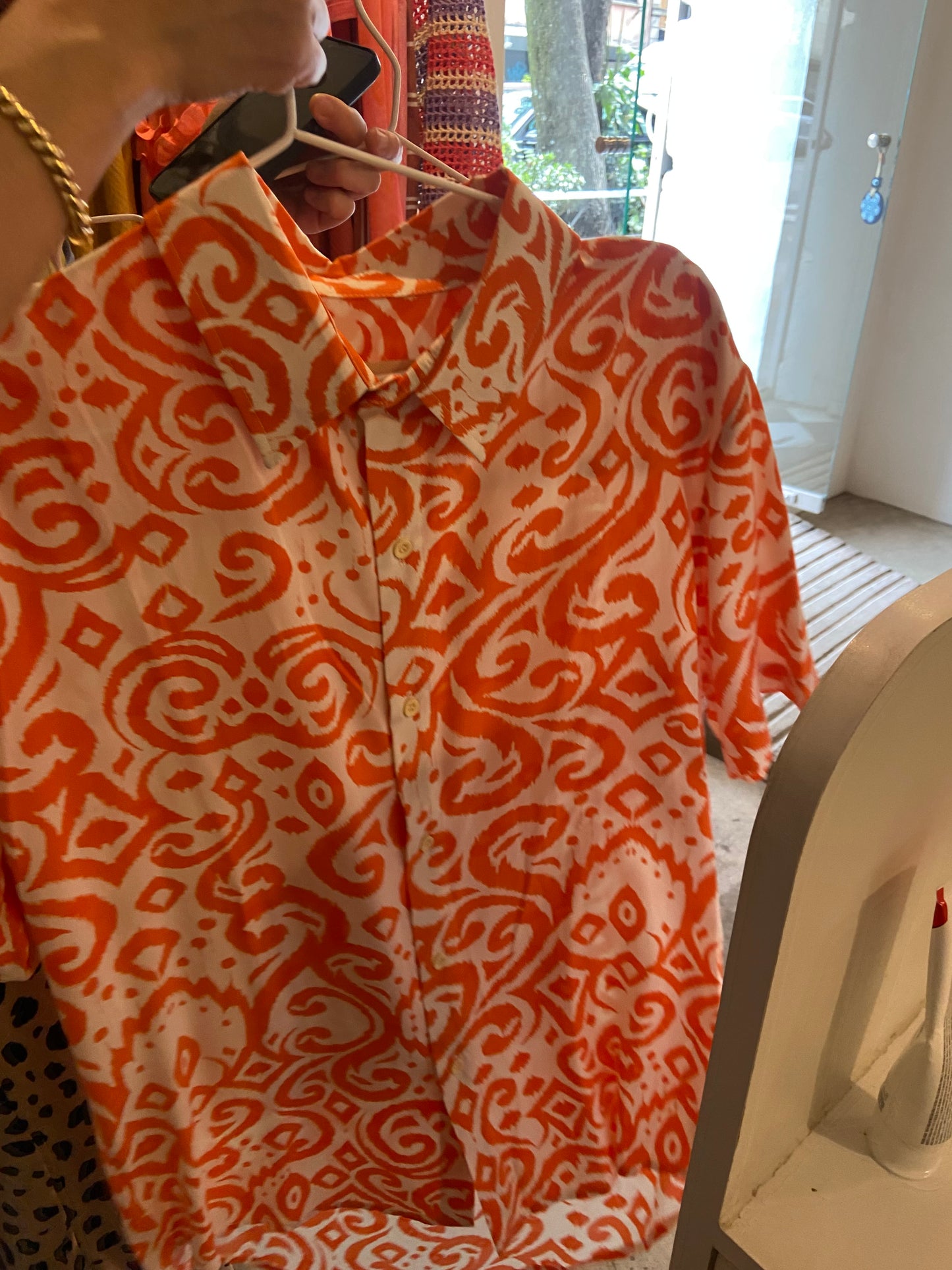 Camisa genderless print naranja