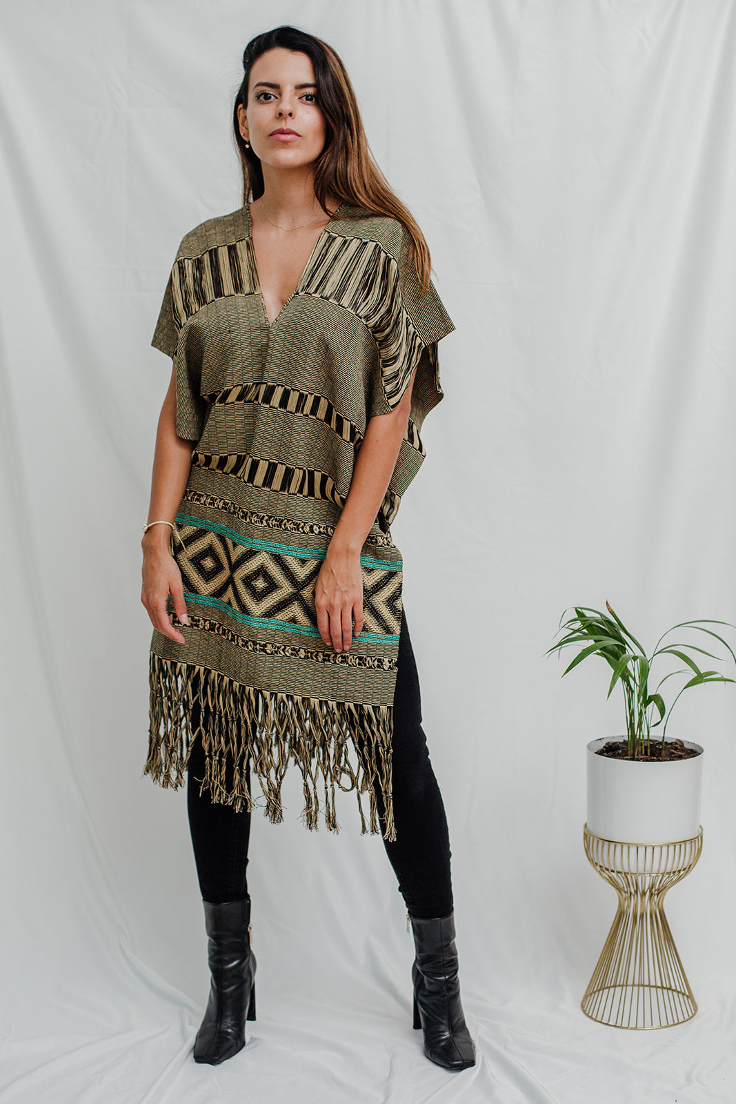TÚNICA PETRONA || Beige negro y aqua