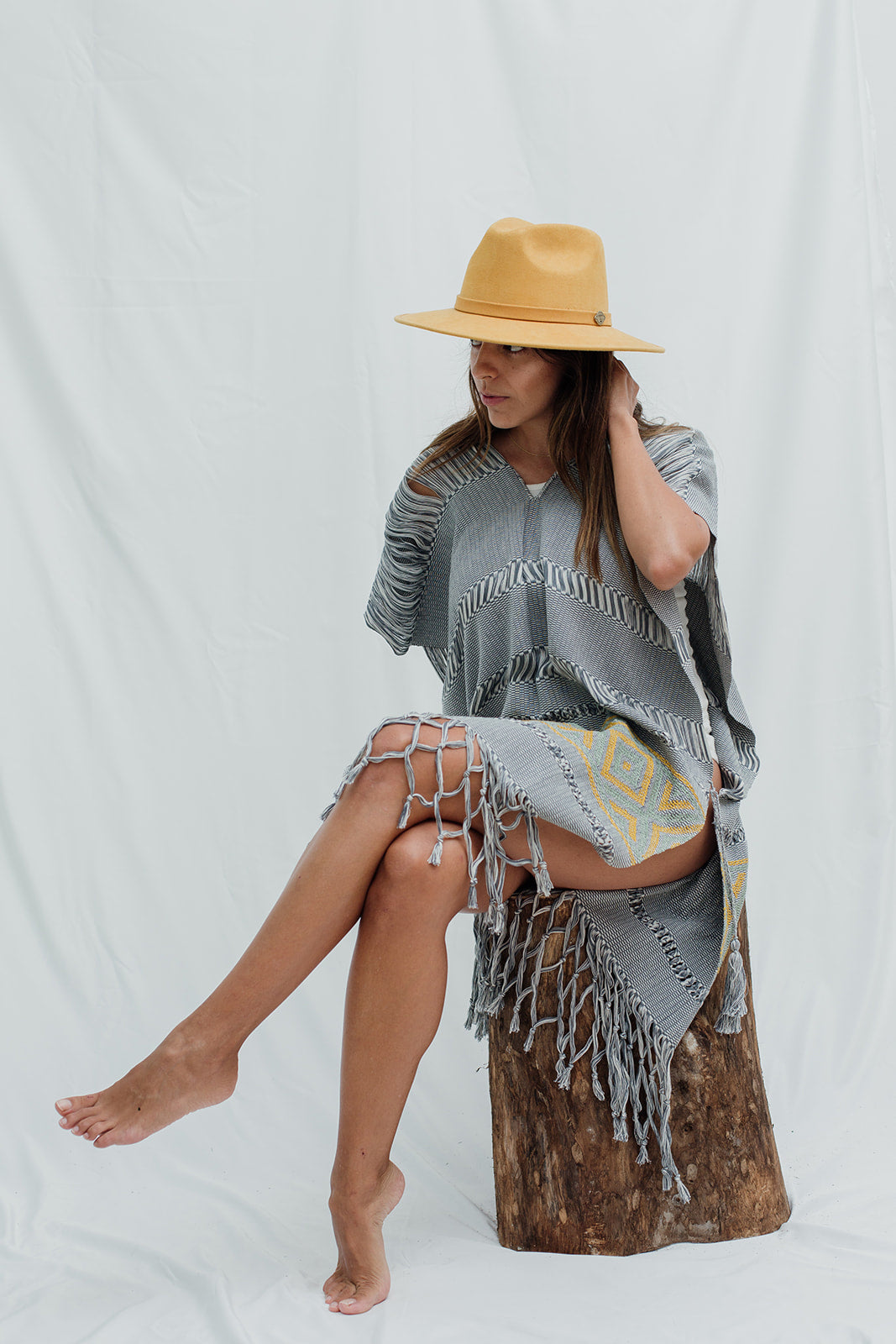 TÚNICA PETRONA || Gris con amarillo pastel